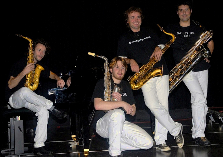 Le groupe saxitude